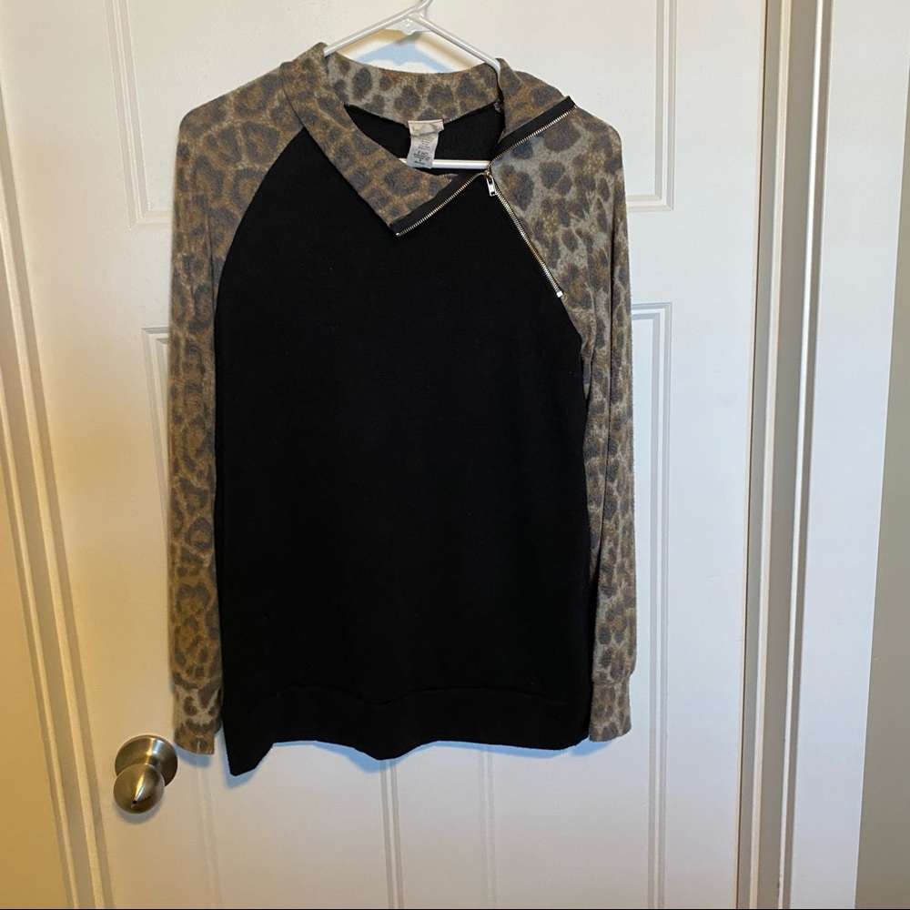 Cheetah print and black zip sweater size M